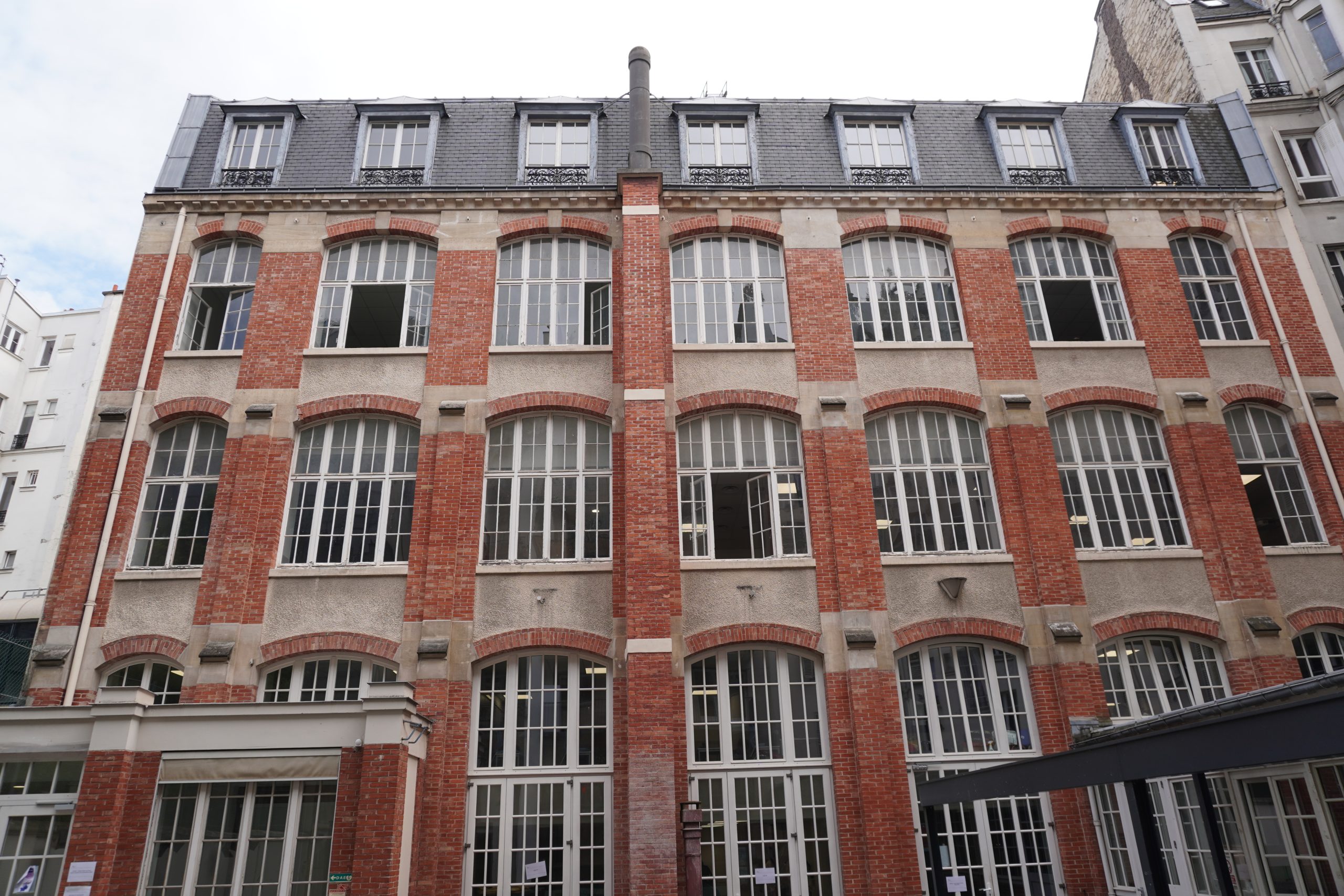 School of psychology Paris